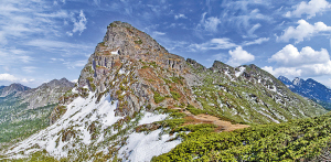 　螺髻山风光——蓓蕾峰。凉山在线.jpg